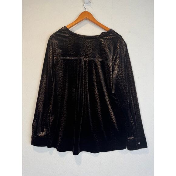 Investments II Velvet Leopard Blouse Burnout Top Long Sleeves Black Brown Sz 1X - Picture 8 of 8